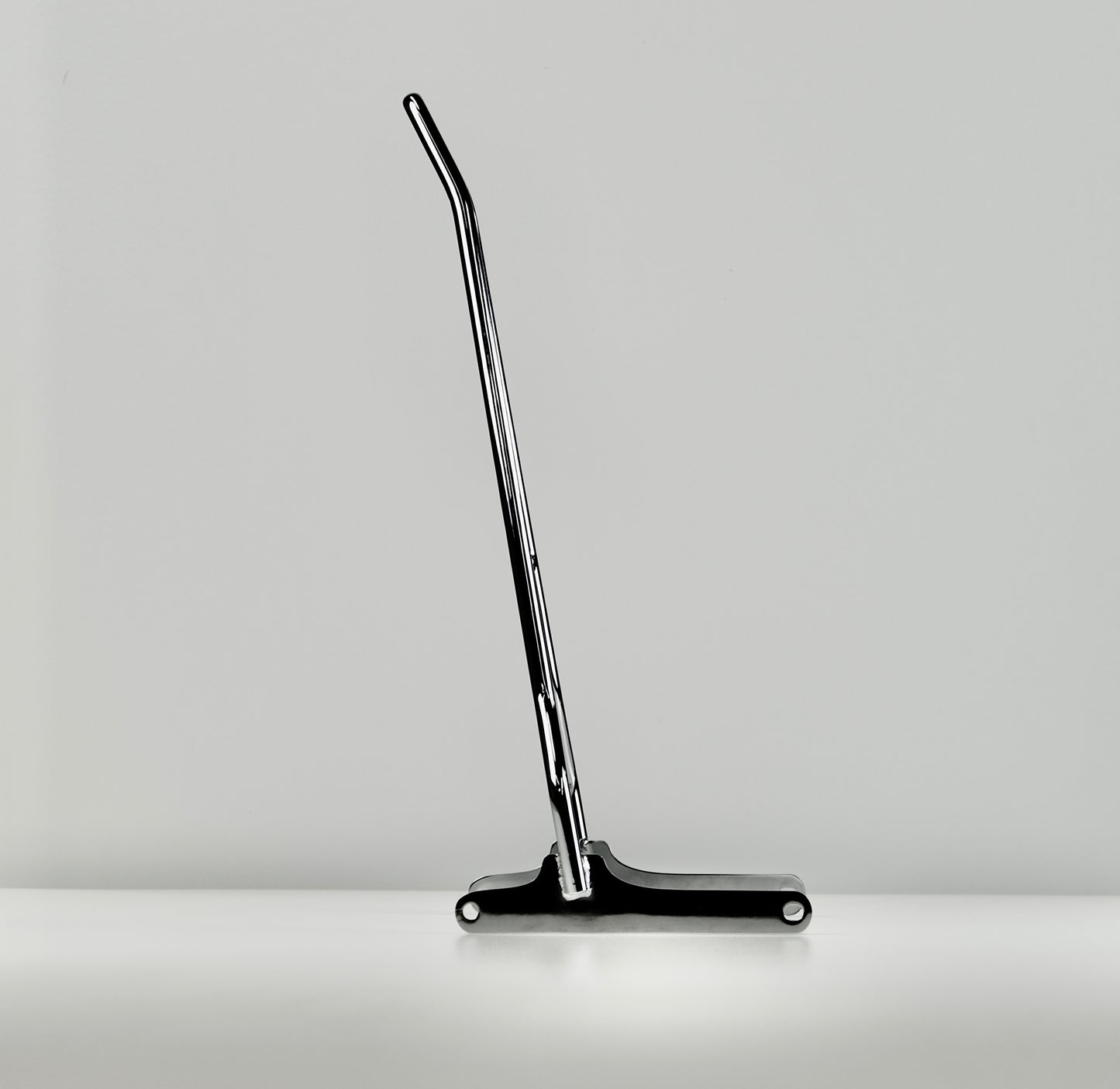 side view of edward richie chrome pointed sissy bar