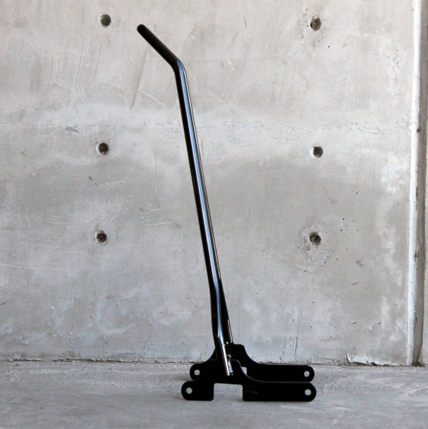 Edward Richie sportster Pointed simple Sissy Bar side view